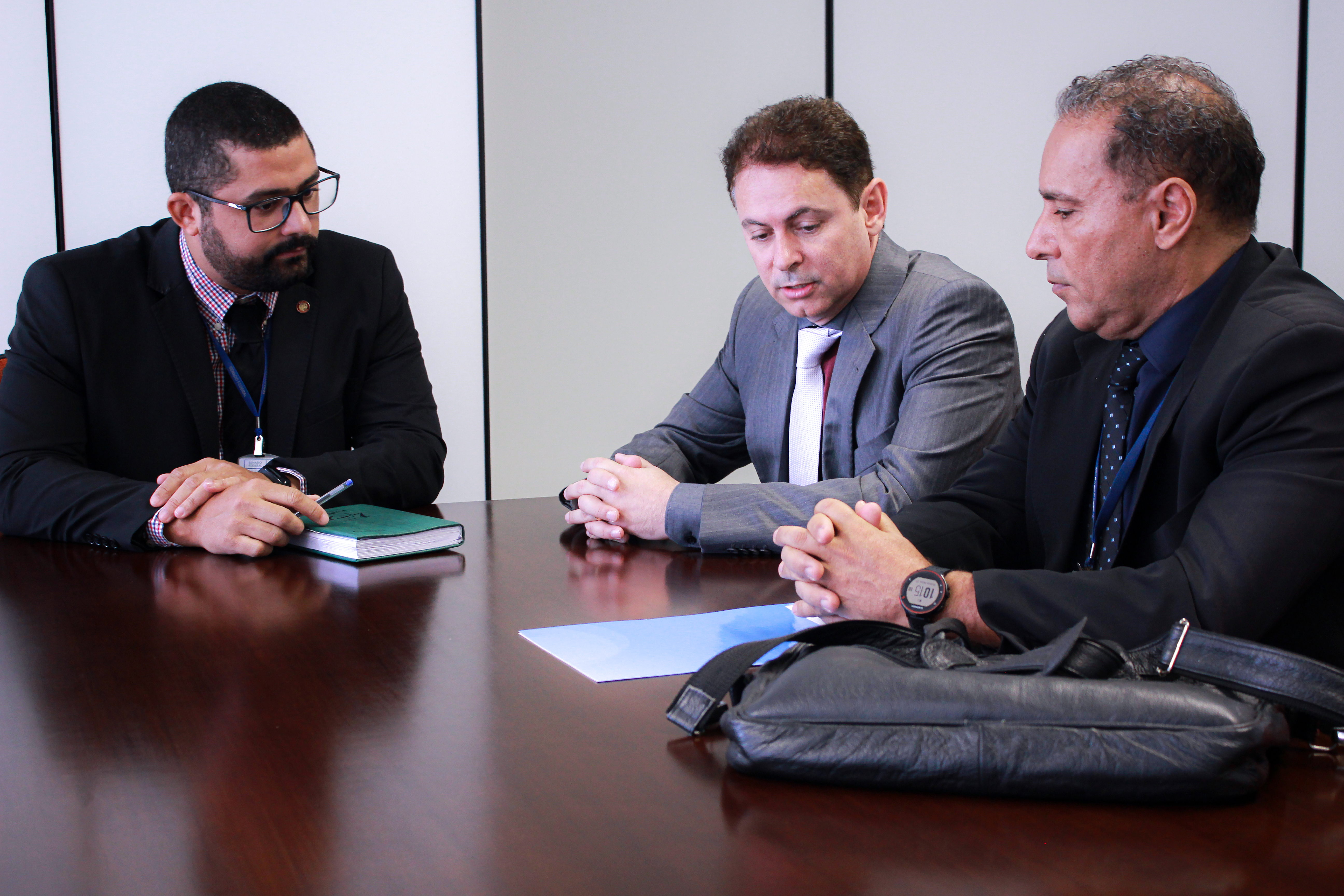 Senador Paulo Paim, Wederson Moreira (presidente da Auditar) e Eduardo Rodovalho (diretor da Auditar).